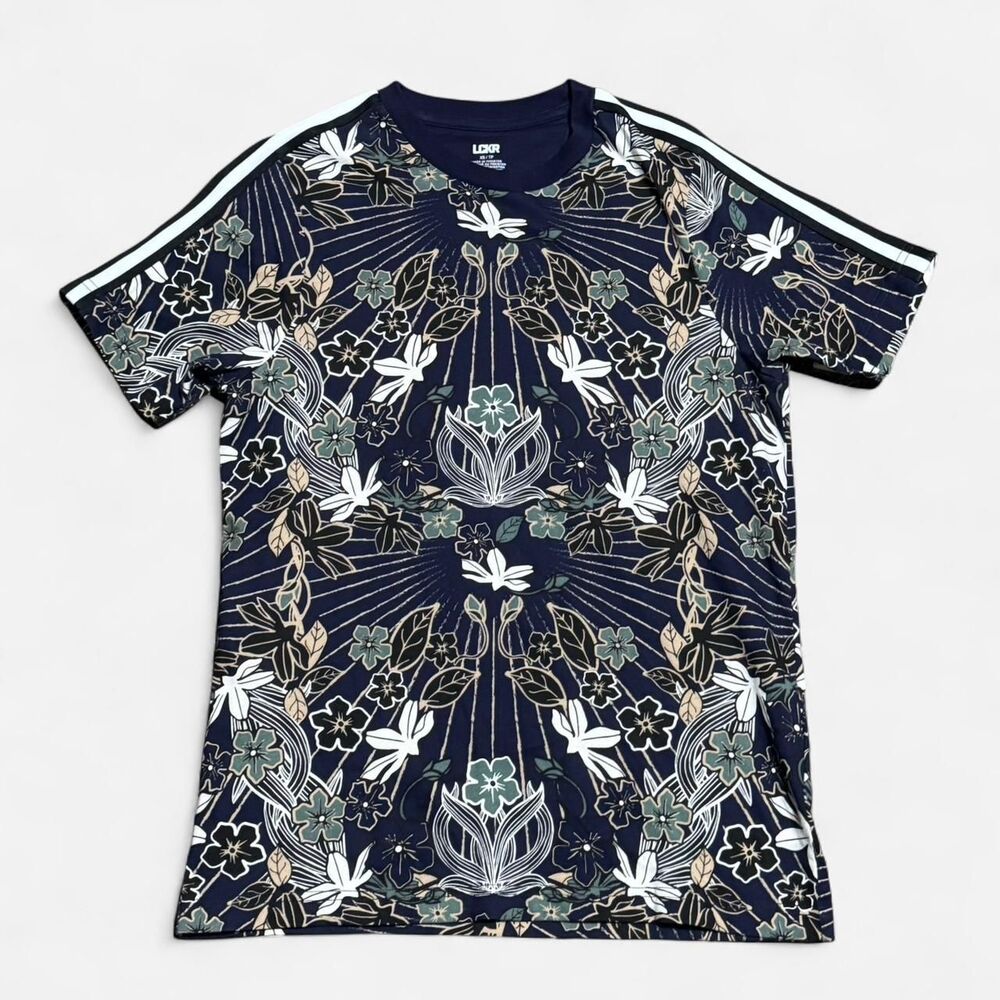 Lckr navy blue flower mix XS size (width 17/2in, length 24in) T shirt